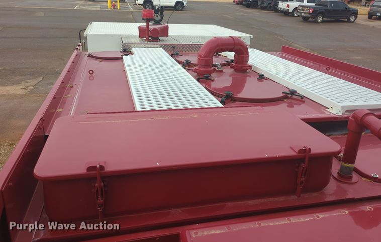 image for item OD9135 1986 Oshkosh T-series  pumper fire truck