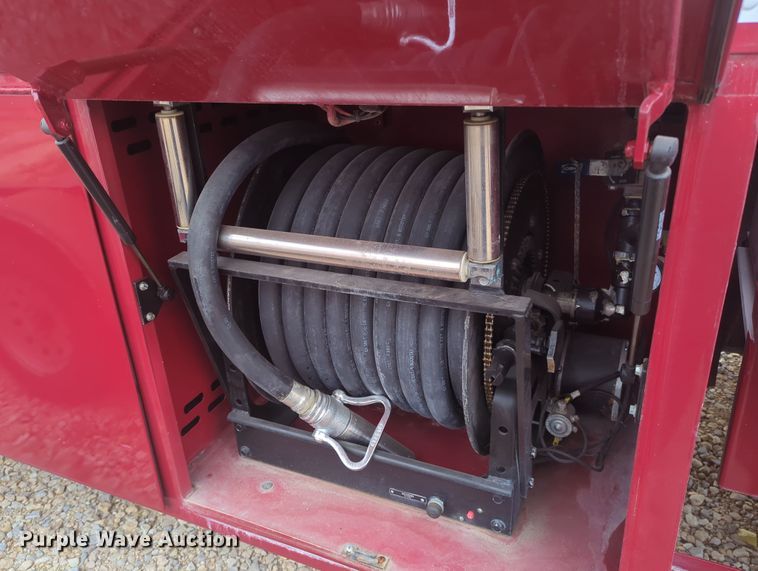 image for item OD9135 1986 Oshkosh T-series  pumper fire truck