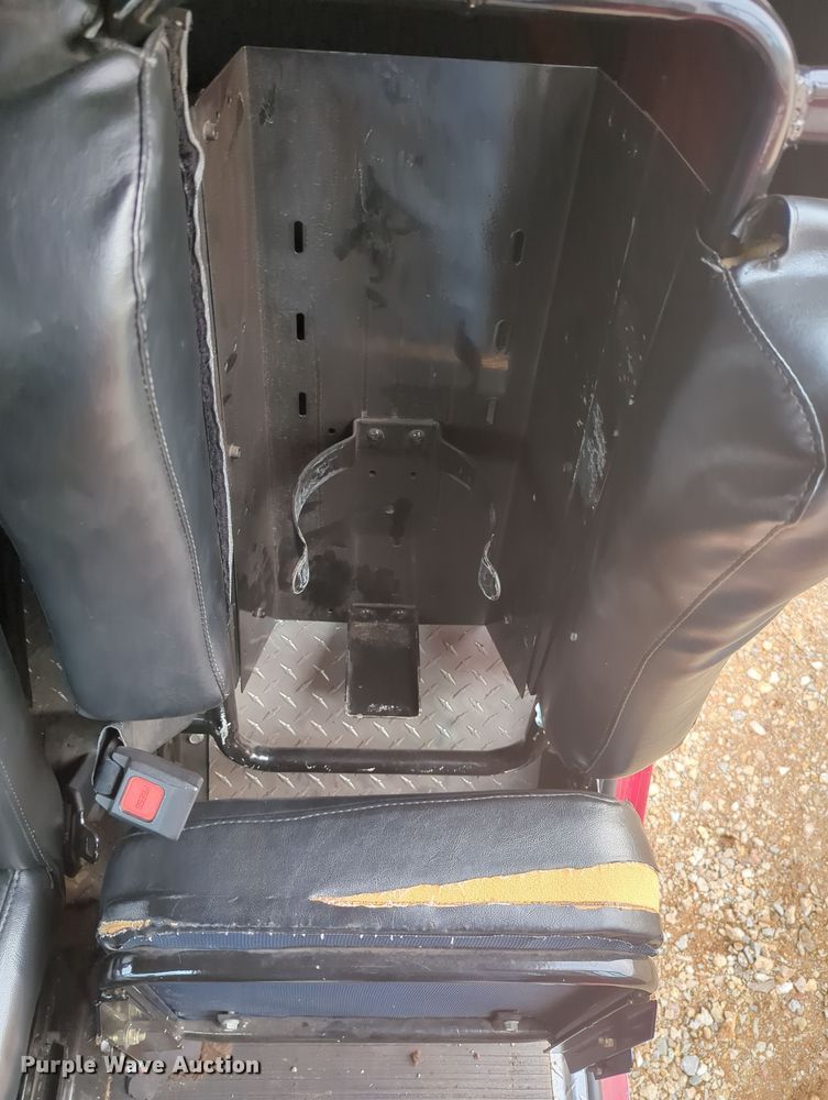 image for item OD9135 1986 Oshkosh T-series  pumper fire truck