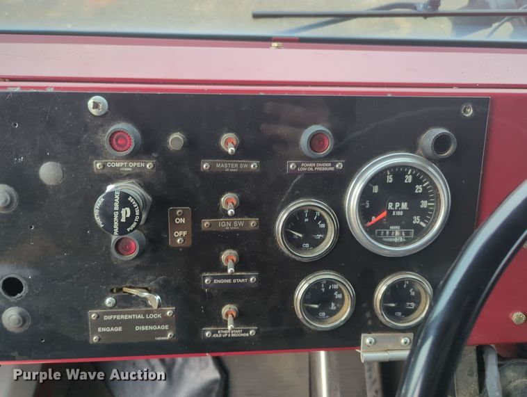 image for item OD9135 1986 Oshkosh T-series  pumper fire truck