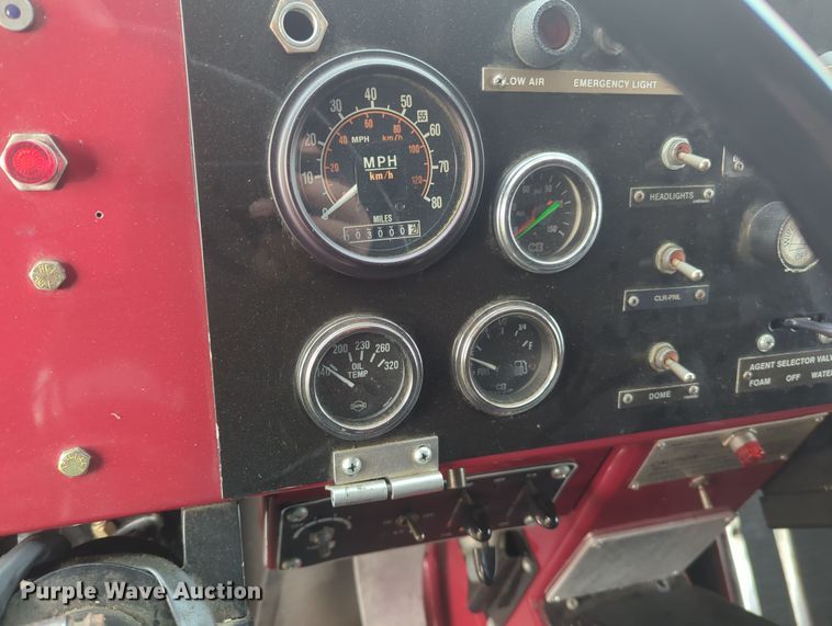 image for item OD9135 1986 Oshkosh T-series  pumper fire truck