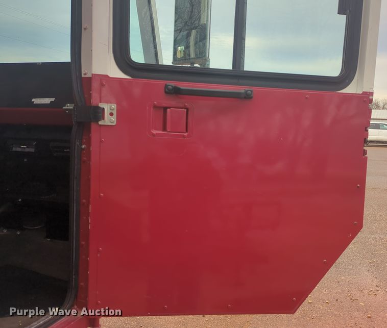 image for item OD9135 1986 Oshkosh T-series  pumper fire truck