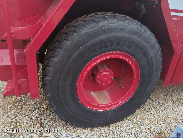 image for item OD9135 1986 Oshkosh T-series  pumper fire truck