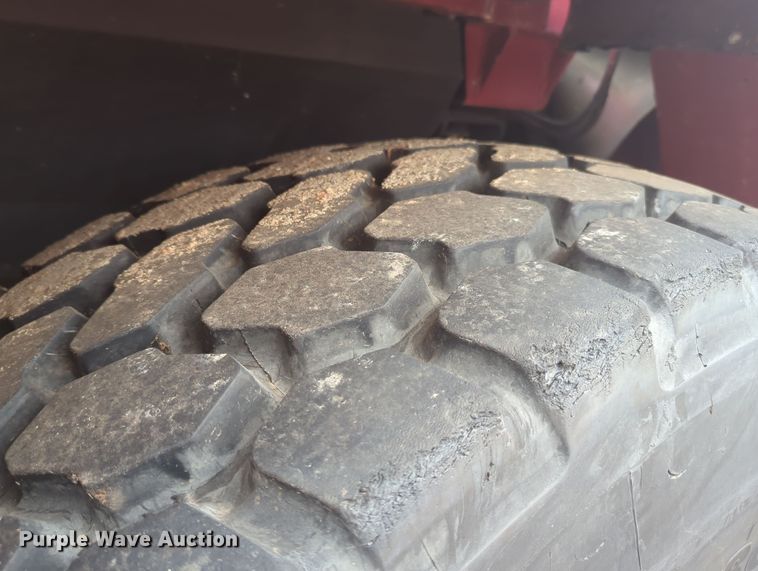 image for item OD9135 1986 Oshkosh T-series  pumper fire truck