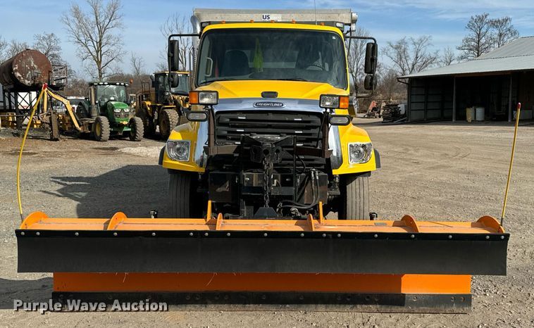 image for item OD9833 2015 Freightliner 114SD dump truck