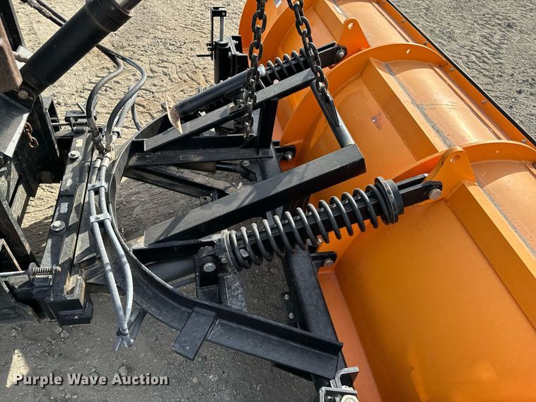 image for item OD9833 2015 Freightliner 114SD dump truck