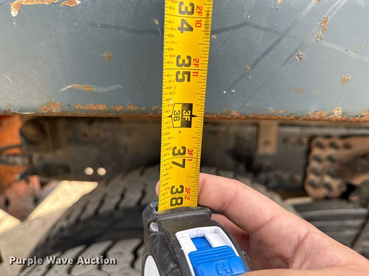 image for item OD9833 2015 Freightliner 114SD dump truck