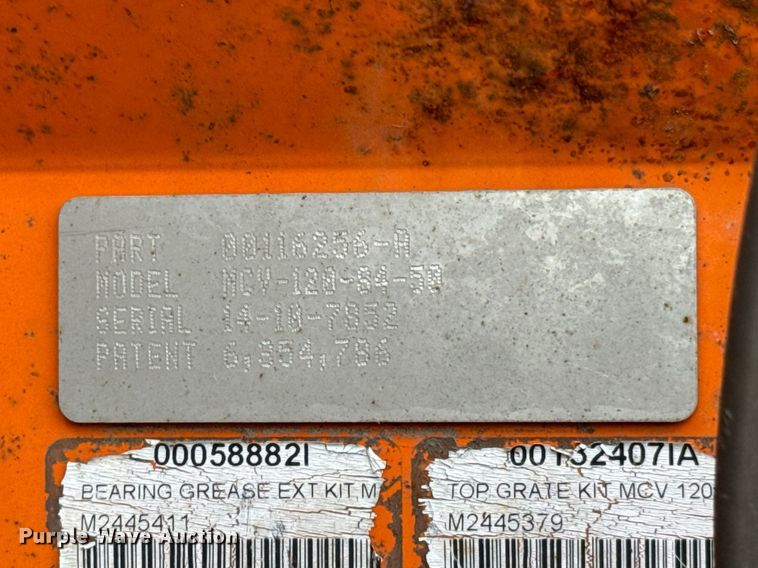 image for item OD9833 2015 Freightliner 114SD dump truck