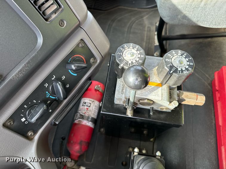 image for item OD9833 2015 Freightliner 114SD dump truck