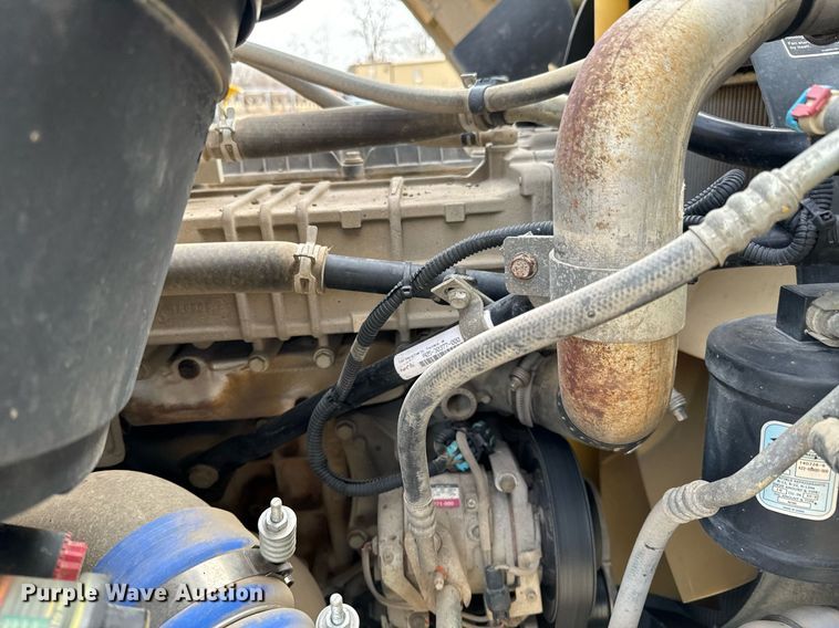 image for item OD9833 2015 Freightliner 114SD dump truck