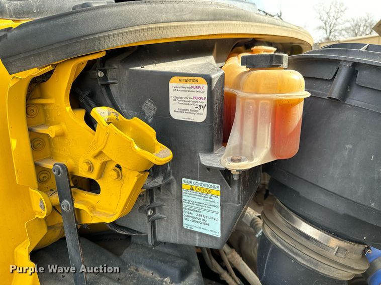 image for item OD9833 2015 Freightliner 114SD dump truck