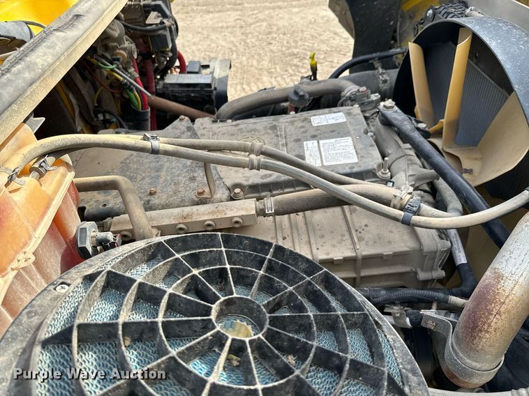 image for item OD9833 2015 Freightliner 114SD dump truck