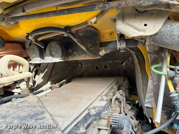 image for item OD9833 2015 Freightliner 114SD dump truck