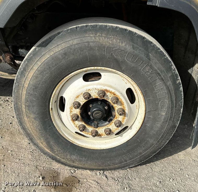 image for item OD9833 2015 Freightliner 114SD dump truck