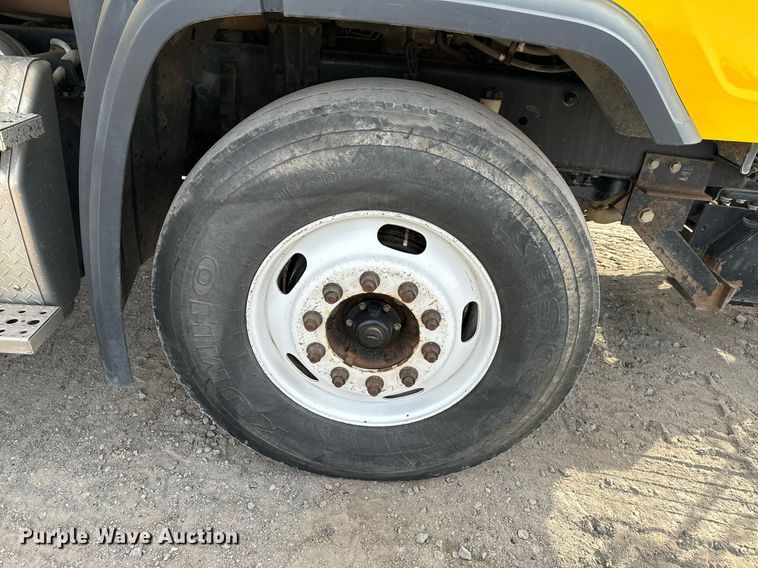 image for item OD9833 2015 Freightliner 114SD dump truck