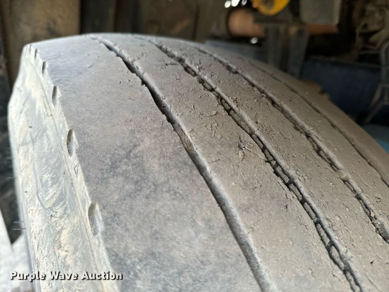 image for item OD9833 2015 Freightliner 114SD dump truck