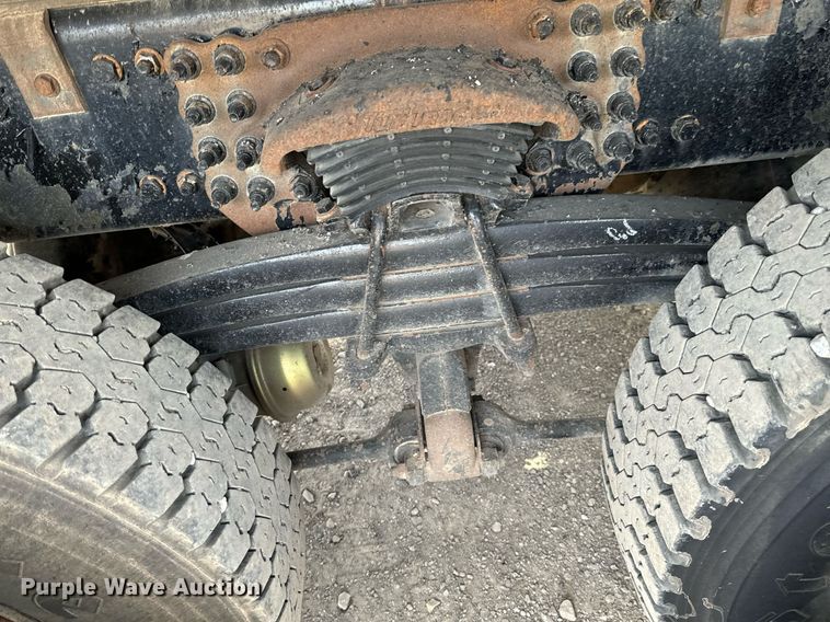 image for item OD9833 2015 Freightliner 114SD dump truck