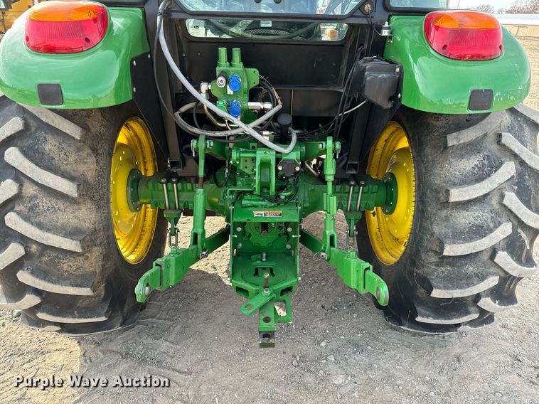 image for item OD9834 2014 John Deere 5100E  MFWD tractor