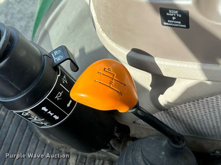 image for item OD9834 2014 John Deere 5100E  MFWD tractor