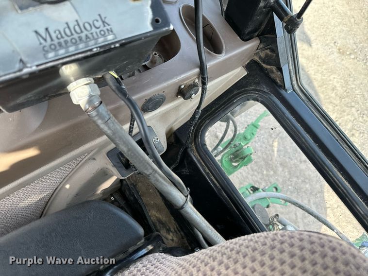 image for item OD9834 2014 John Deere 5100E  MFWD tractor