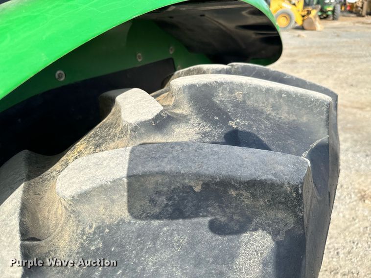 image for item OD9834 2014 John Deere 5100E  MFWD tractor