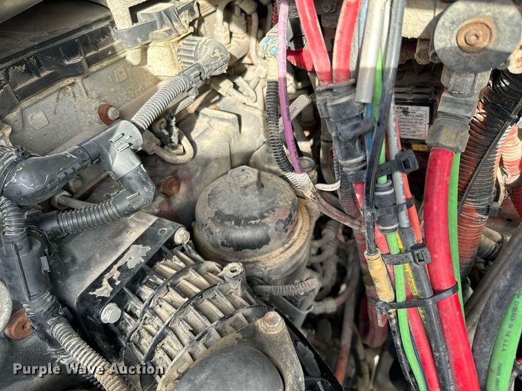 image for item OD9835 2015 Freightliner Cascadia  semi truck