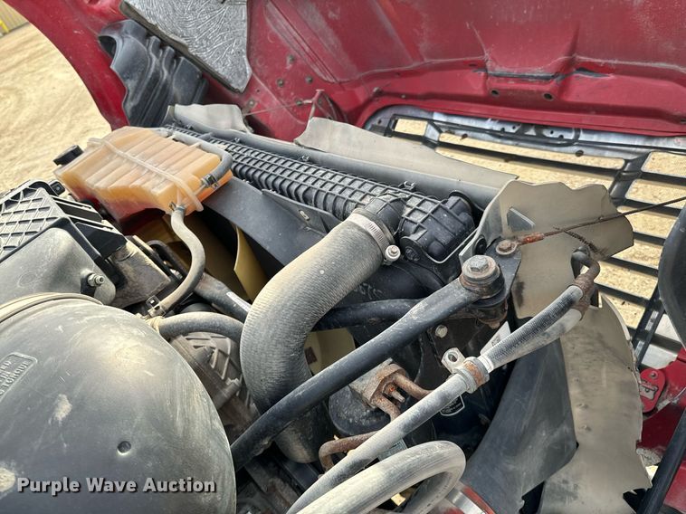 image for item OD9835 2015 Freightliner Cascadia  semi truck