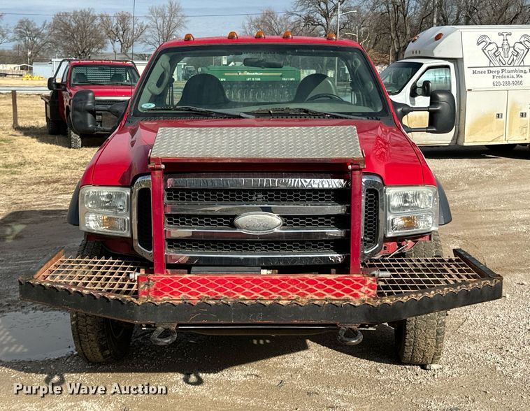 image for item OD9857 2007 Ford F550 Super Duty XL  truck cab and chassis