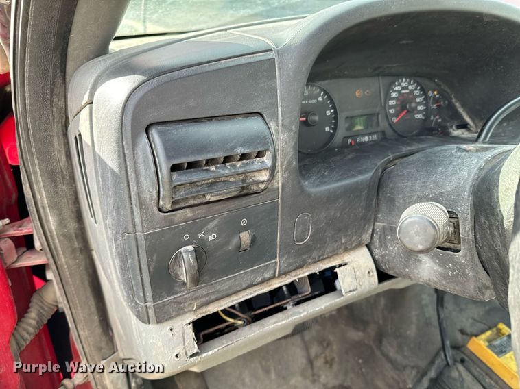 image for item OD9857 2007 Ford F550 Super Duty XL  truck cab and chassis