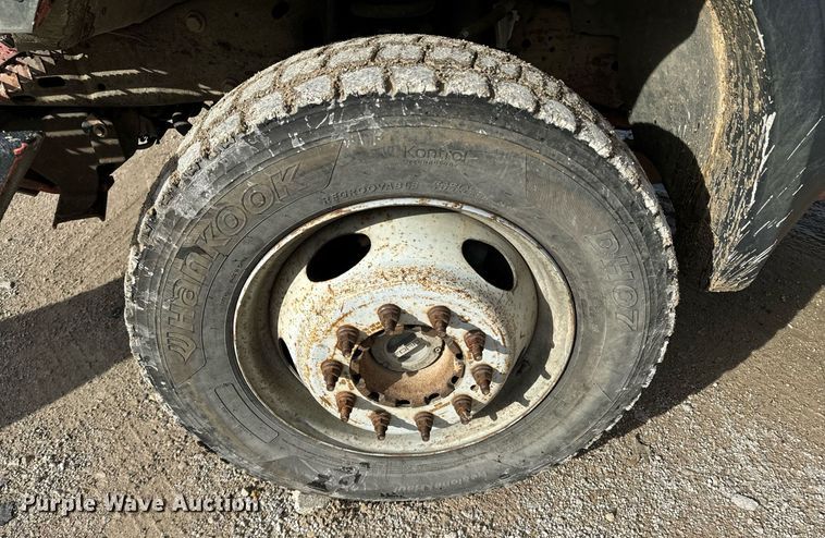 image for item OD9857 2007 Ford F550 Super Duty XL  truck cab and chassis