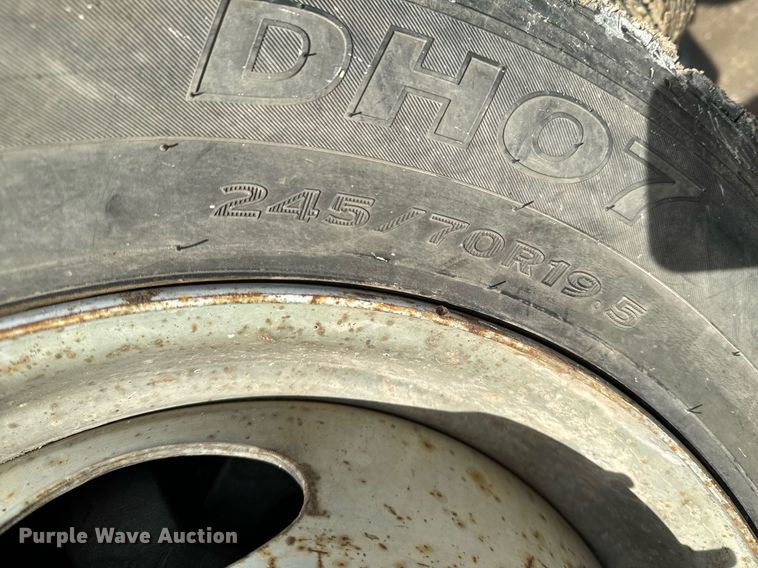 image for item OD9857 2007 Ford F550 Super Duty XL  truck cab and chassis