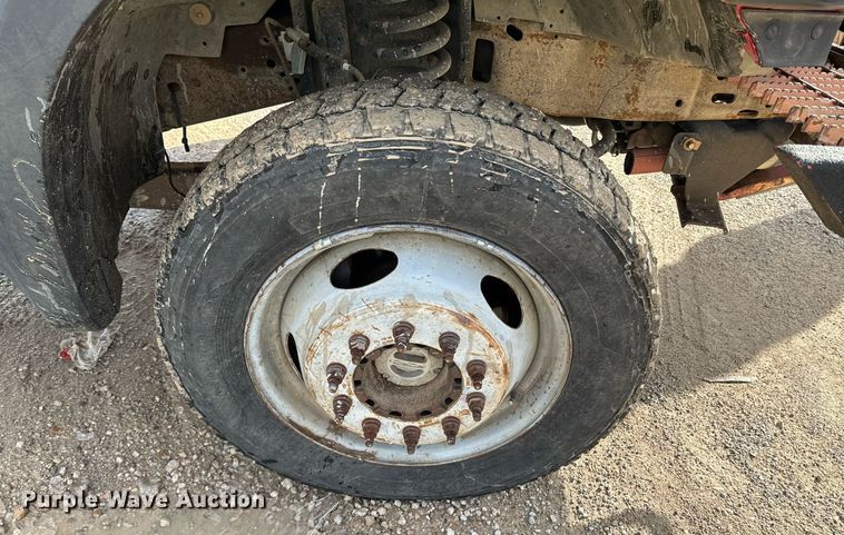 image for item OD9857 2007 Ford F550 Super Duty XL  truck cab and chassis