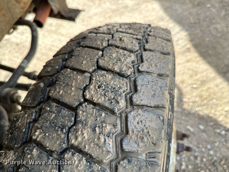 image for item OD9857 2007 Ford F550 Super Duty XL  truck cab and chassis