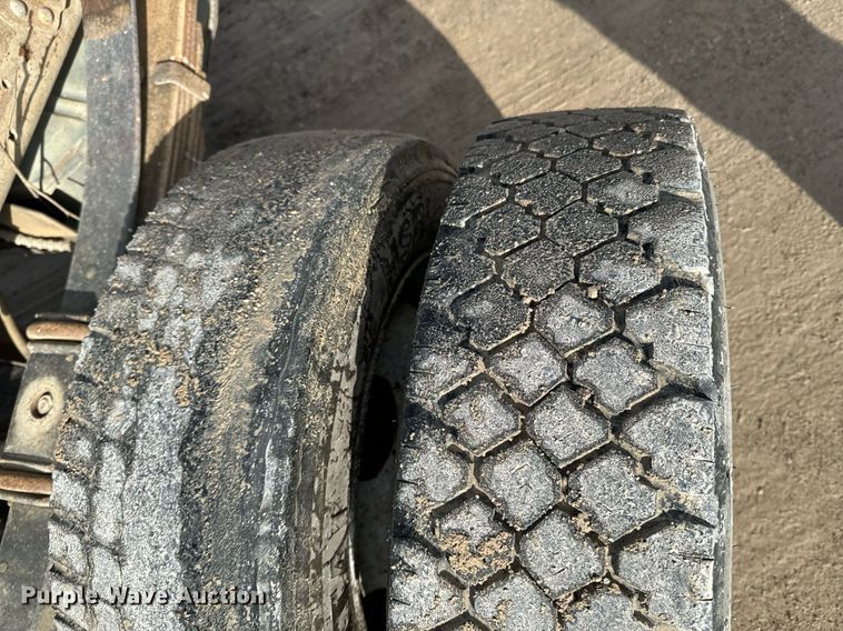 image for item OD9857 2007 Ford F550 Super Duty XL  truck cab and chassis