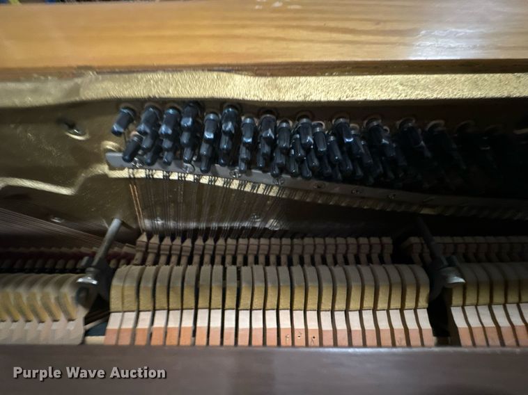 image for item OD9876 Wurlitzer 2924  piano
