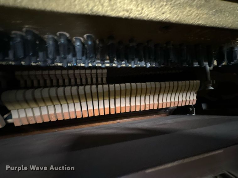 image for item OD9876 Wurlitzer 2924  piano