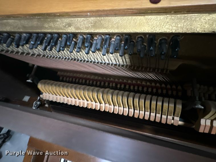 image for item OD9876 Wurlitzer 2924  piano