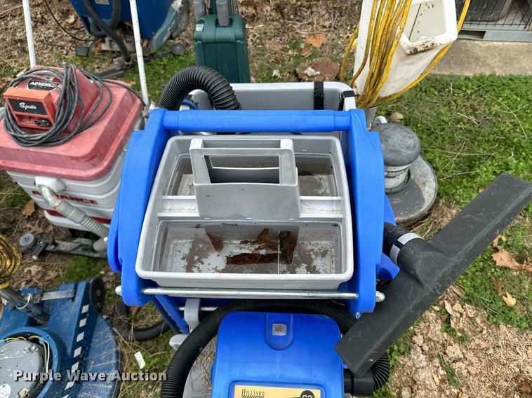 image for item OD9877 Floor cleaners and vacuums