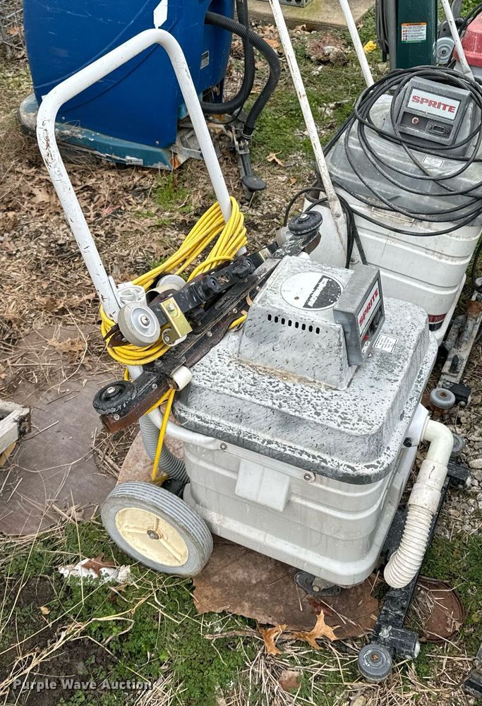 image for item OD9877 Floor cleaners and vacuums