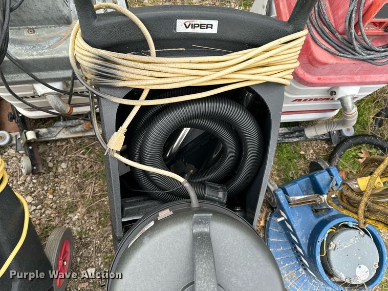 image for item OD9877 Floor cleaners and vacuums