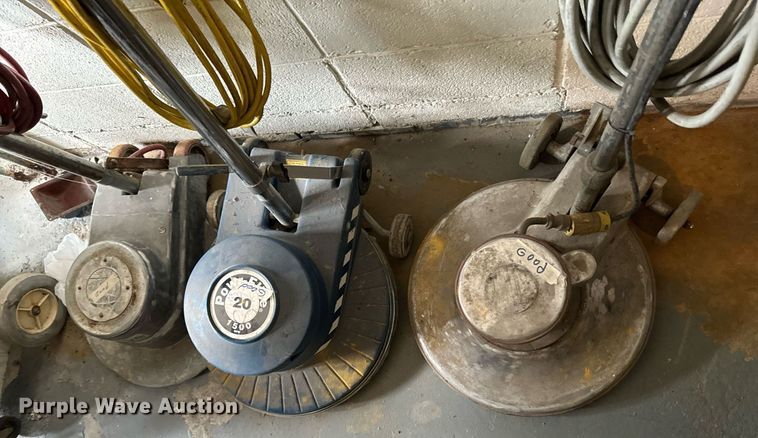 image for item OD9877 Floor cleaners and vacuums