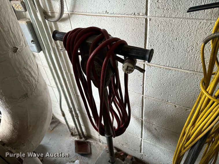 image for item OD9877 Floor cleaners and vacuums