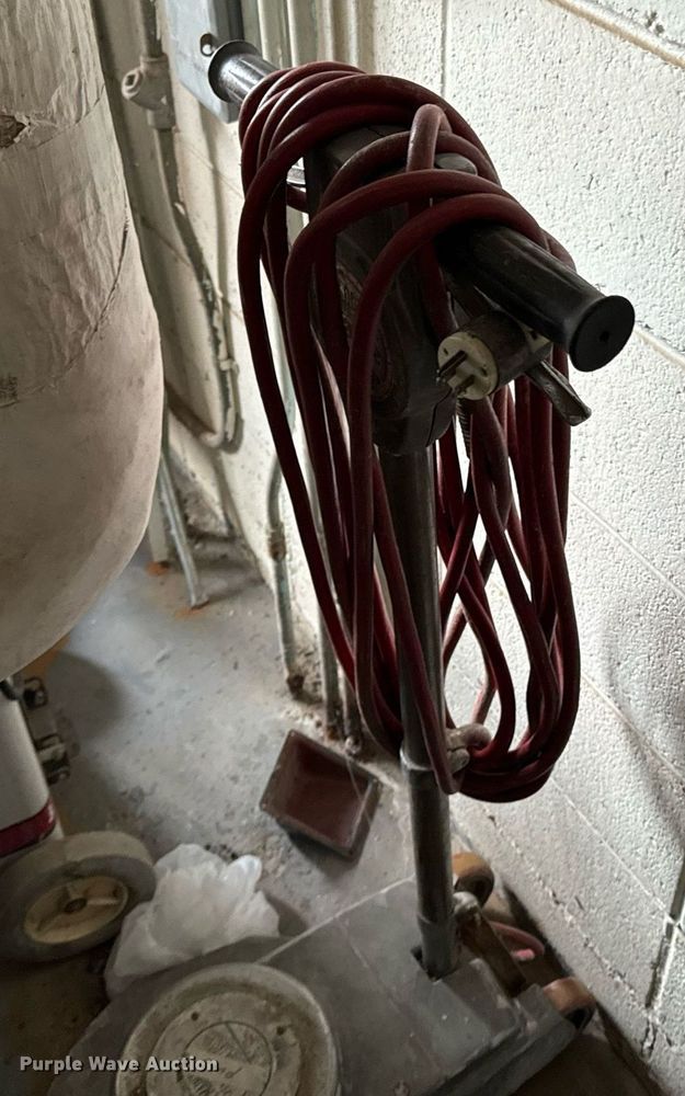 image for item OD9877 Floor cleaners and vacuums