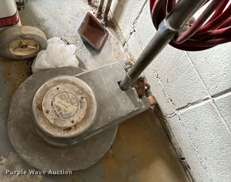 image for item OD9877 Floor cleaners and vacuums