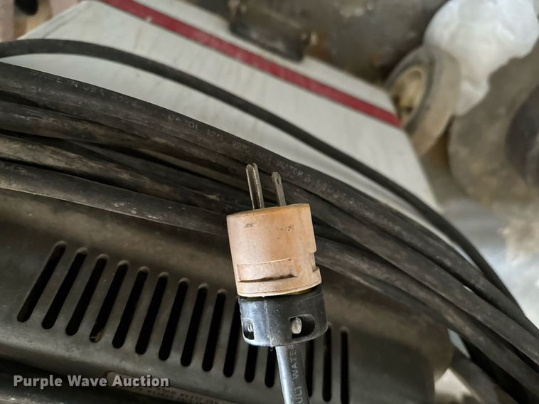 image for item OD9877 Floor cleaners and vacuums