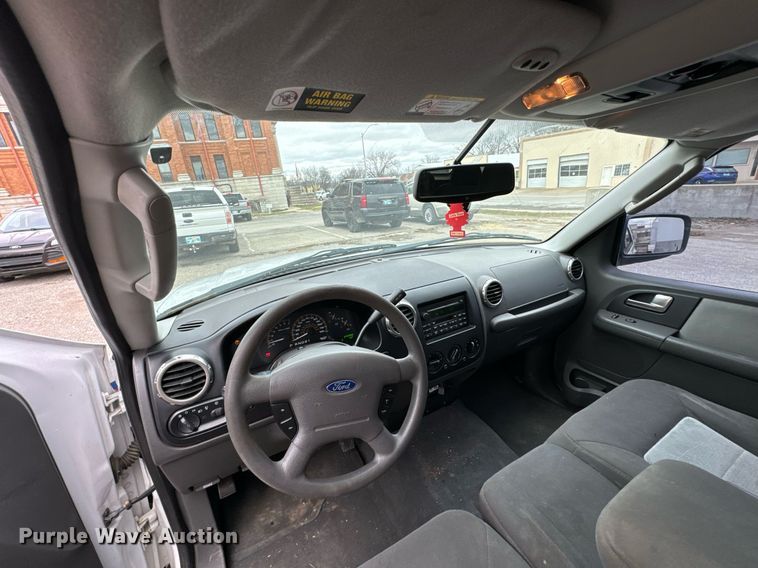 image for item OD9901 2003 Ford Expedition  SUV