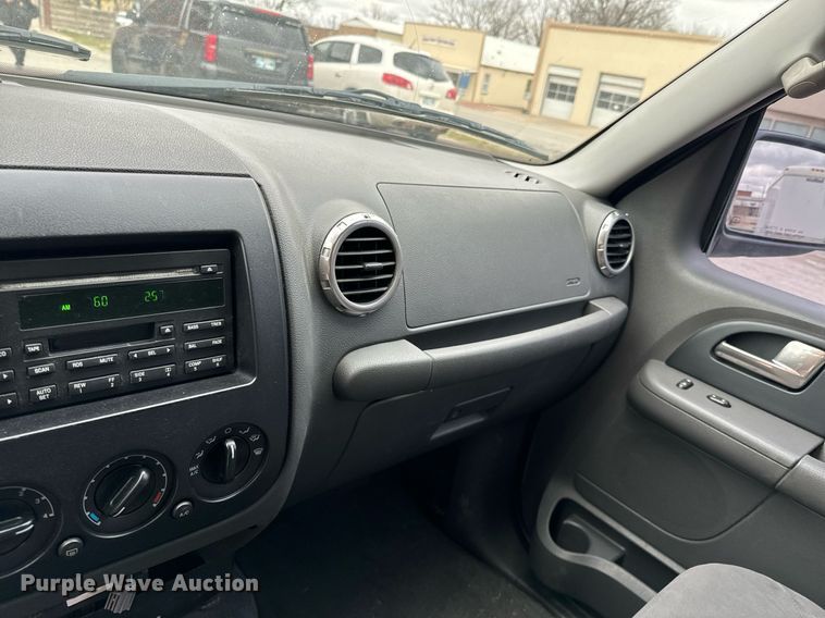 image for item OD9901 2003 Ford Expedition  SUV