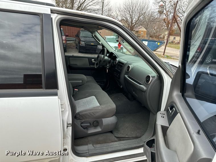 image for item OD9901 2003 Ford Expedition  SUV