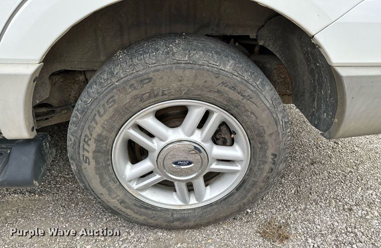 image for item OD9901 2003 Ford Expedition  SUV