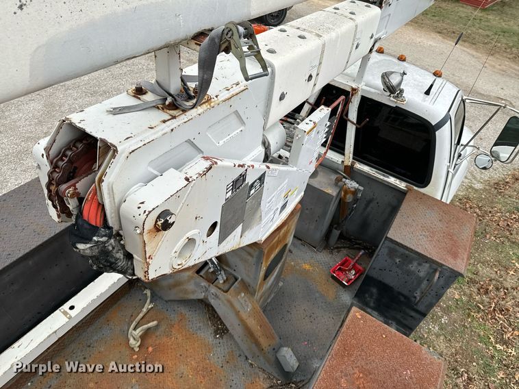 image for item OD9905 2007 Ford F650 Super Duty  bucket truck